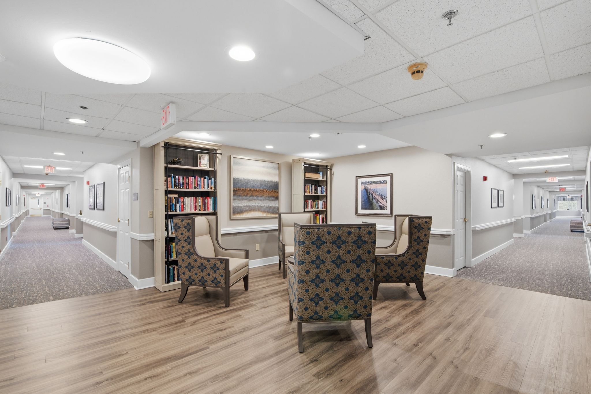 01_1628_Old_Donation_Pkwy_Virginia_Beach_VA_23454-Foyer-homejab_228659-26