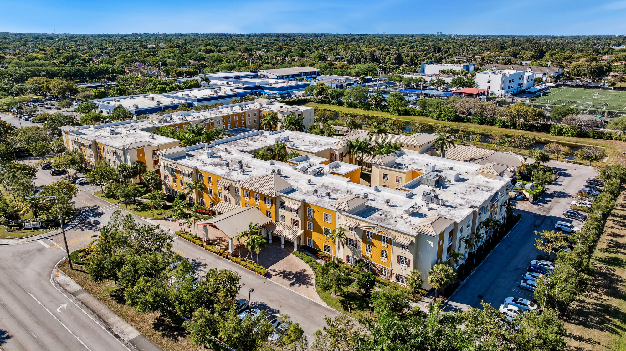 1-_Oakmonte-Village-Davie-002-1