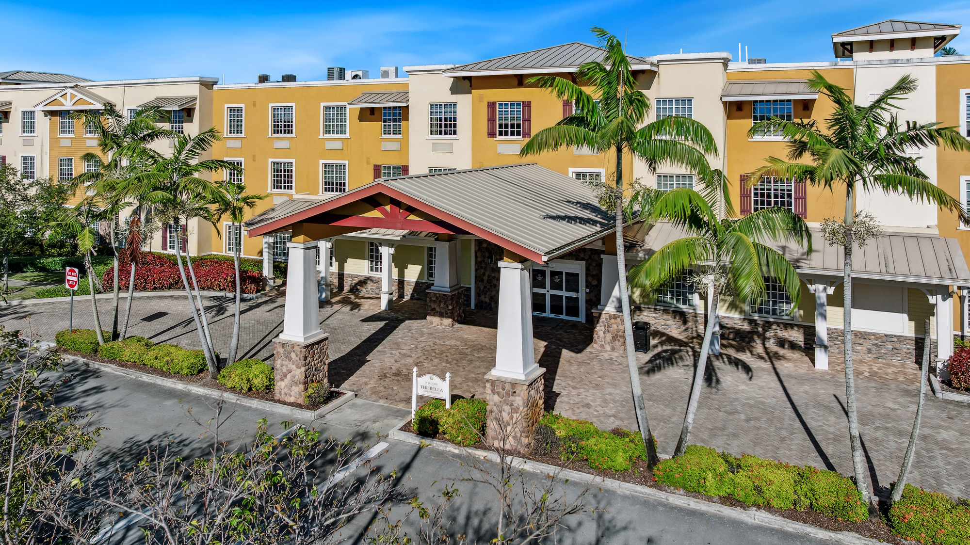 SIL Oakmonte-Village-Davie-052-1-1